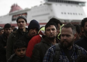 Επεισόδια και ένταση μεταξύ προσφύγων σε Ειδομένη και Πειραιά