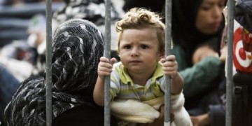 Νέους περιορισμούς στην είσοδο προσφύγων βάζουν Σλοβενία και Σερβία
