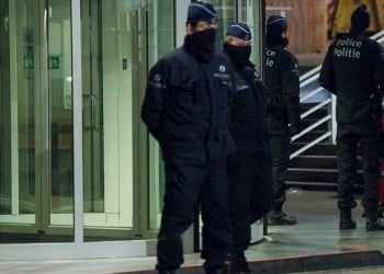 Πρόθυμος να συνεργαστεί με τις Αρχές ο μακελάρης του Παρισιού