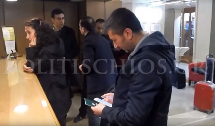 Με σφραγίδα από τα Κατεχόμενα το διαβατήριο Τούρκου παρατηρητή στη Χίο