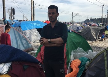 Κούρδος Γεζίντι στην Ειδομένη αφηγείται πώς ο ISIS του έκλεψε ολόκληρη τη ζωή