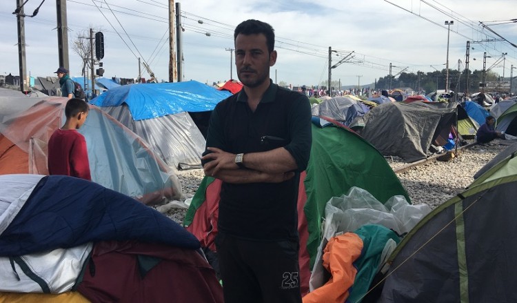 Κούρδος Γεζίντι στην Ειδομένη αφηγείται πώς ο ISIS του έκλεψε ολόκληρη τη ζωή