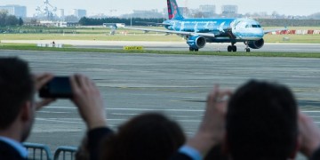 Μέσα σε κλίμα συγκίνησης επαναλειτούργησε το αεροδρόμιο των Βρυξελλών