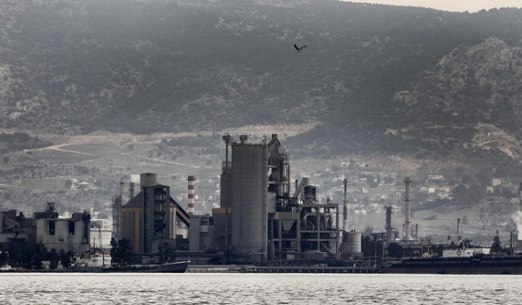 Τι θα γίνει με την εξίσωση φόρων σε πετρέλαιο κίνησης και βενζίνη