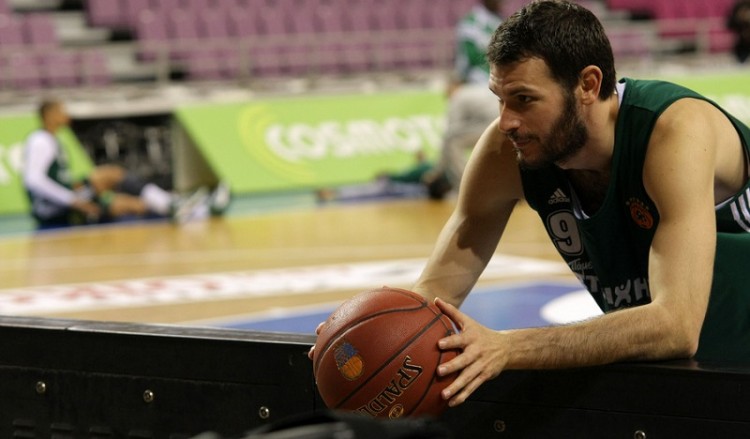 Ο Φώτσης πήρε τουρκικό διαβατήριο