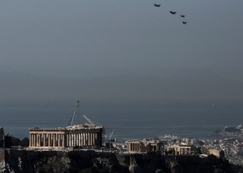 Μαχητικά αεροσκάφη στον ουρανό της Αθήνας