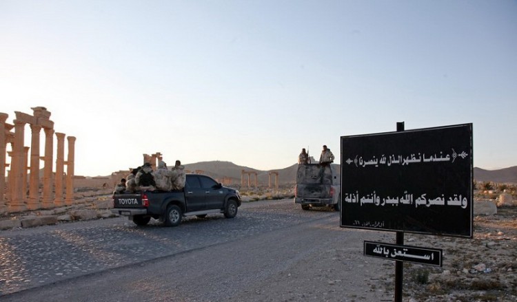 Ρωσία: Η Τουρκία προμηθεύει τον ISIS με όπλα