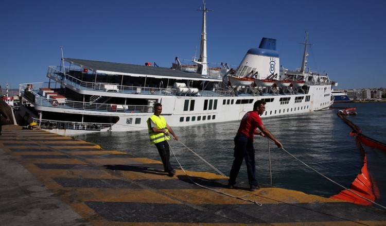 Σενάριο δολιοφθοράς στο ημιβυθισμένο «Παναγία Τήνου»
