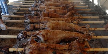 Με καλό καιρό θα σουβλίσουμε αρνί