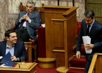 Σύγκρουση Μαξίμου-Μητσοτάκη για την επιστολή Τσακαλώτου