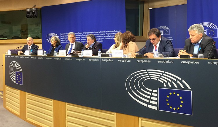 Έλληνες ευρωβουλευτές: Να αναγνωρίσει η Τουρκία τις γενοκτονίες