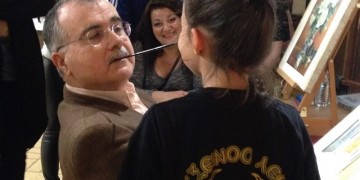 Ο ζωγράφος Τρ. Ηλιάδης προσφέρει μαθήματα ζωής στα παιδιά της Ευξείνου Λέσχης Χαρίεσσας (φωτο, βίντεο)