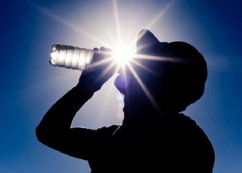 Η Ευρώπη ετοιμάζεται για κύμα καύσωνα που φέρνουν οι άνεμοι από την Αφρική