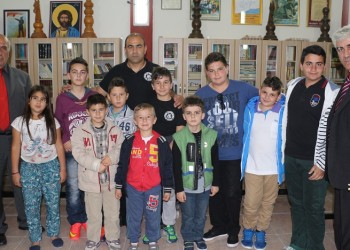 Αναβίωση των αυγομαχιών από τον Μορφωτικό Ποντιακό Σύλλογο «Αλέξανδρος Υψηλάντης» (φωτο)