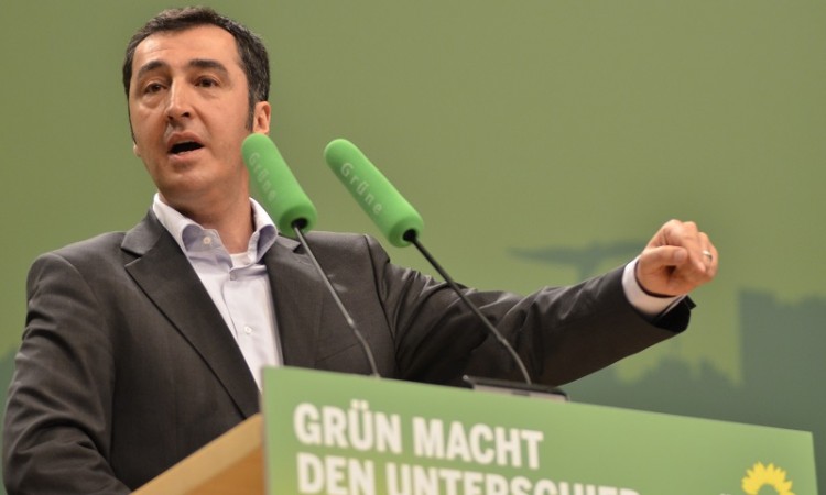 Η Γερμανία εθελοτυφλεί με τις γενοκτονίες Ελλήνων, Αρμενίων, Ασσυρίων