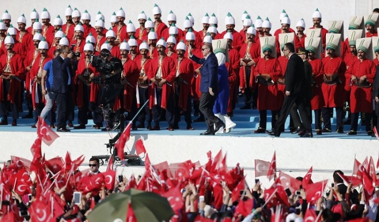 «Τα σύνορα της καρδιάς» του Ερντογάν