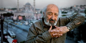 Αφιέρωμα στον φημισμένο φωτογράφο Αρά Γκιουλέρ στο Μουσείο Μπενάκη