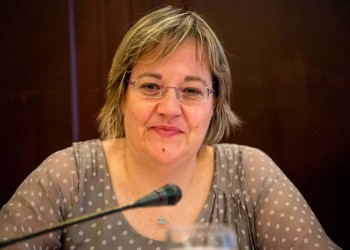 Προβληματισμός στον ΣΥΡΙΖΑ μετά από την παραίτηση της Κατριβάνου