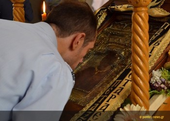 Επιστρέφει στο Βέρμιο η ιερή εικόνα της Παναγίας Σουμελά – Πάνω από 11.000 πιστοί προσήλθαν για προσκύνημα