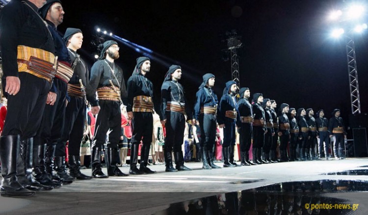 Οι πυρριχιστές του ΣΠΟΣ προετοιμάζονται πυρετωδώς για τις εκδηλώσεις μνήμης