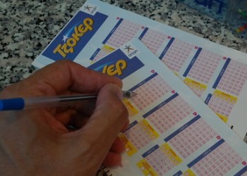 Τζόκερ: Φρενίτιδα για το αποψινό τζακ ποτ των 8 εκατ. ευρώ