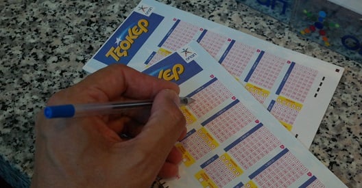 Τζόκερ: Φρενίτιδα για το αποψινό τζακ ποτ των 8 εκατ. ευρώ