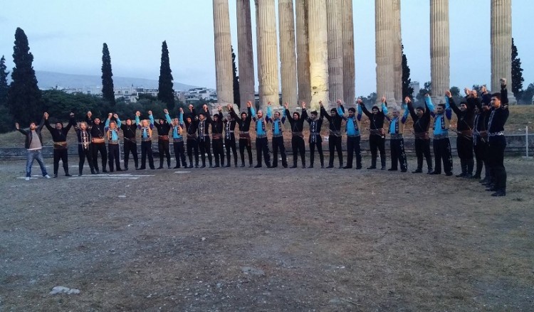 Πόντιοι και Αρμένιοι μαγεύουν στους Στύλους του Ολυμπίου Διός (φωτο)