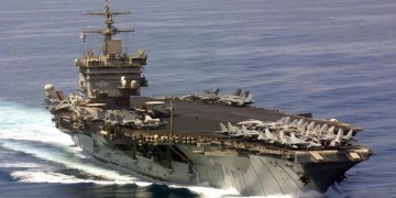 Американский авианосец "Гарри Трумэн" прибыл на базу Суда на Крите