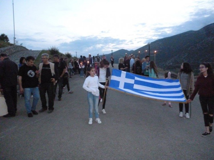 Τα θύματα της σφαγής του Διστόμου τίμησε ο «Ευκλείδης» Βοιωτίας (φωτο, βίντεο)