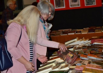 Εικόνες από το 16ο Φεστιβάλ Βιβλίου για τον ποντιακό-προσφυγικό ελληνισμό (φωτο)