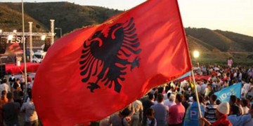 Греция требует объяснить появление баннера о геноциде албанцев на матче ЧЕ