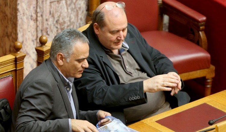 Το Μαξίμου «αδειάζει» τον Νίκο Φίλη