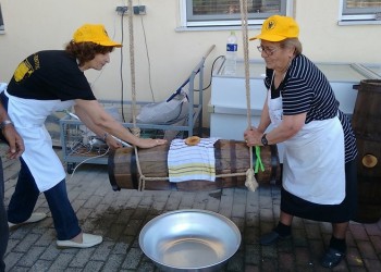 Ποντιακές νοστιμιές στην «Παναγία Σουμελά» Κατερίνης (φωτο)