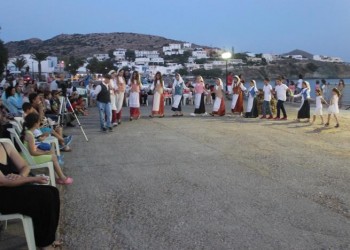 Το έθιμο του Κλήδονα σε Φοίνικα και Άνω Σύρο