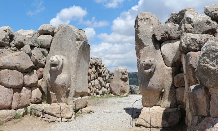 Στα βυζαντινά Ευχάιτα, το κέντρο της Γης κατά Google