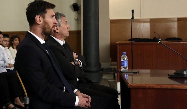 Εισαγγελέας της Βαρκελώνης προτείνει τη φυλάκιση του Μέσι
