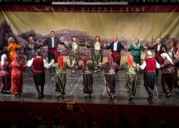 «Στις γειτονιές των προσφύγων» με τον Σύλλογο Μικρασιατών Καβάλας
