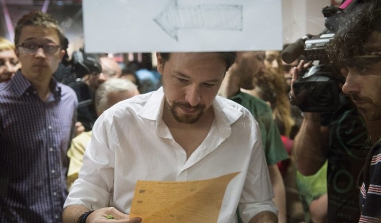 Οι Ισπανοί γύρισαν την πλάτη στις κάλπες