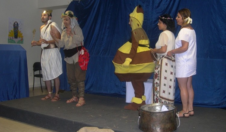Η «Ειρήνη» του Αριστοφάνη στα ποντιακά παρουσιάστηκε στην Ξάνθη (φωτο)