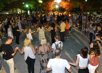 Κοσμοσυρροή στο «Λάλεμαν τη Περιστερί» (φωτο, βίντεο)