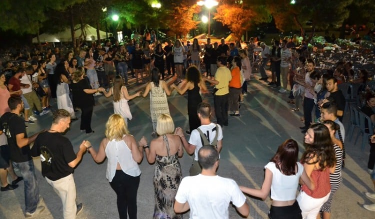 Κοσμοσυρροή στο «Λάλεμαν τη Περιστερί» (φωτο, βίντεο)