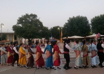 Ποντιακός μαχαλάς η κεντρική πλατεία της Χίου (φωτο, βίντεο)