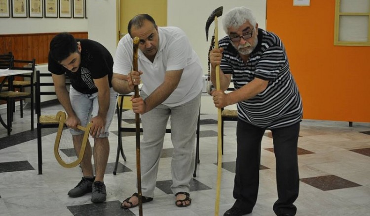 Στις πρόβες της νέας ποντιακής κωμωδίας του Ηλία Υφαντίδη (φωτο)