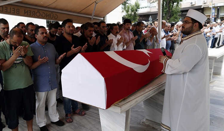 Σάββας Καλεντερίδης: H Τουρκία πληρώνει την αλλαγή στάσης απέναντι στο ISIS (ηχητικό)