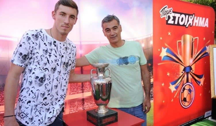 Η κούπα του 2004 στα πρακτορεία ΟΠΑΠ (φωτο, βίντεο)