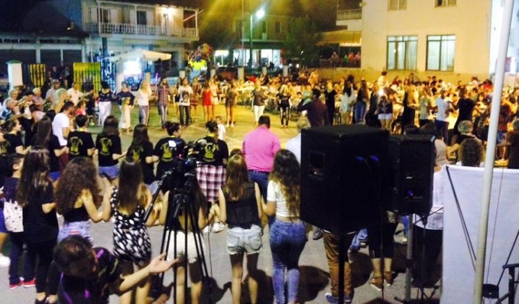 Καλό καλοκαίρι από την Εύξεινο Λέσχη Χαρίεσσας (φωτο)