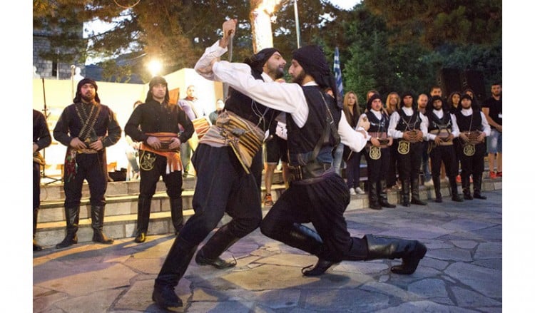 18ο Συναπάντημα Νεολαίας Ποντιακών Σωματείων με τιμώμενο πρόσωπο τον Βασίλη Καρρά
