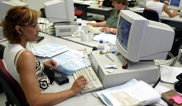 Ποιοι κινδυνεύουν να χάσουν τις 100 δόσεις