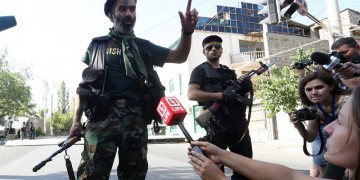 Παραδόθηκαν οι ένοπλοι που είχαν καταλάβει αστυνομικό τμήμα στο Ερεβάν