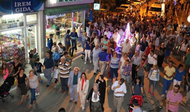 Το έθιμο «Έγια μόλα - έγια λέσα, χελέσα» στη Σινώπη του Πόντου